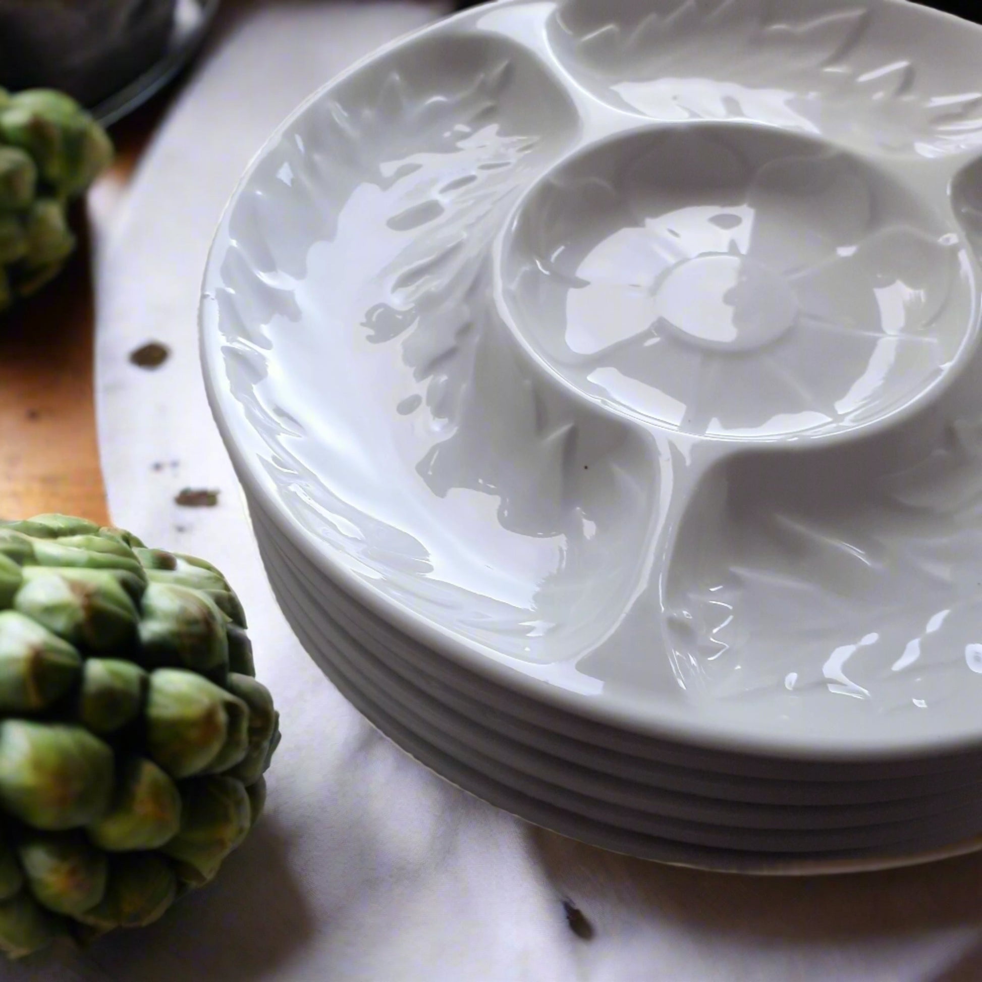 Set of Six 1970's Artichoke Plates from Tiggy & Pip - Just €168! Shop now at Tiggy and Pip