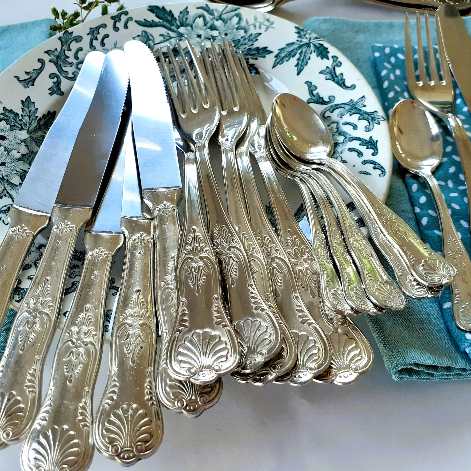 26 Piece Silver Plated Cutlery Set from Tiggy & Pip - Just €149! Shop now at Tiggy and Pip