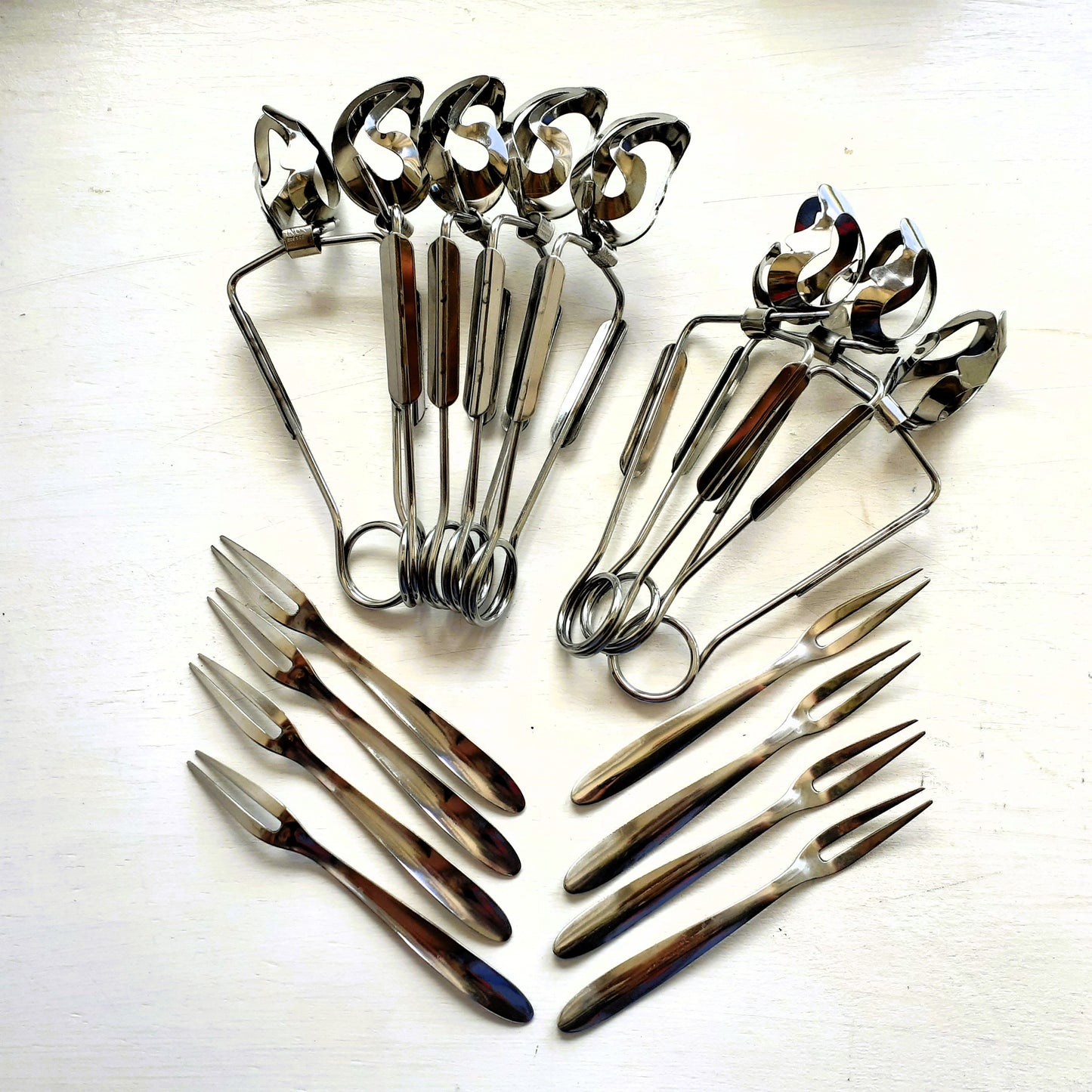 16 Piece Escargot Cutlery Set. Snail Tongs and Forks from Tiggy & Pip - Just €120! Shop now at Tiggy and Pip