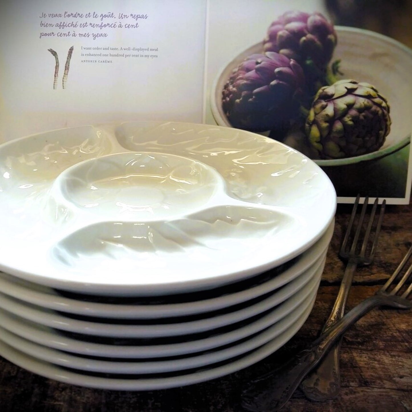 Set of Six 1970's Artichoke Plates from Tiggy & Pip - Just €168! Shop now at Tiggy and Pip