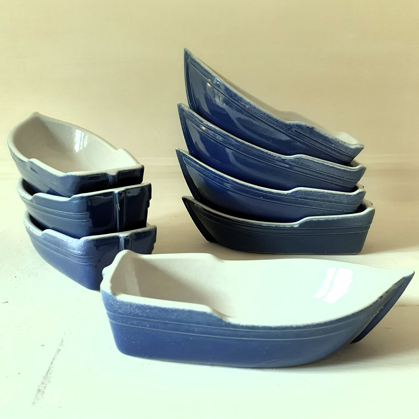 EIGHT Boat Shaped Gratin/Terrine Dishes from Tiggy & Pip - Just €144! Shop now at Tiggy and Pip