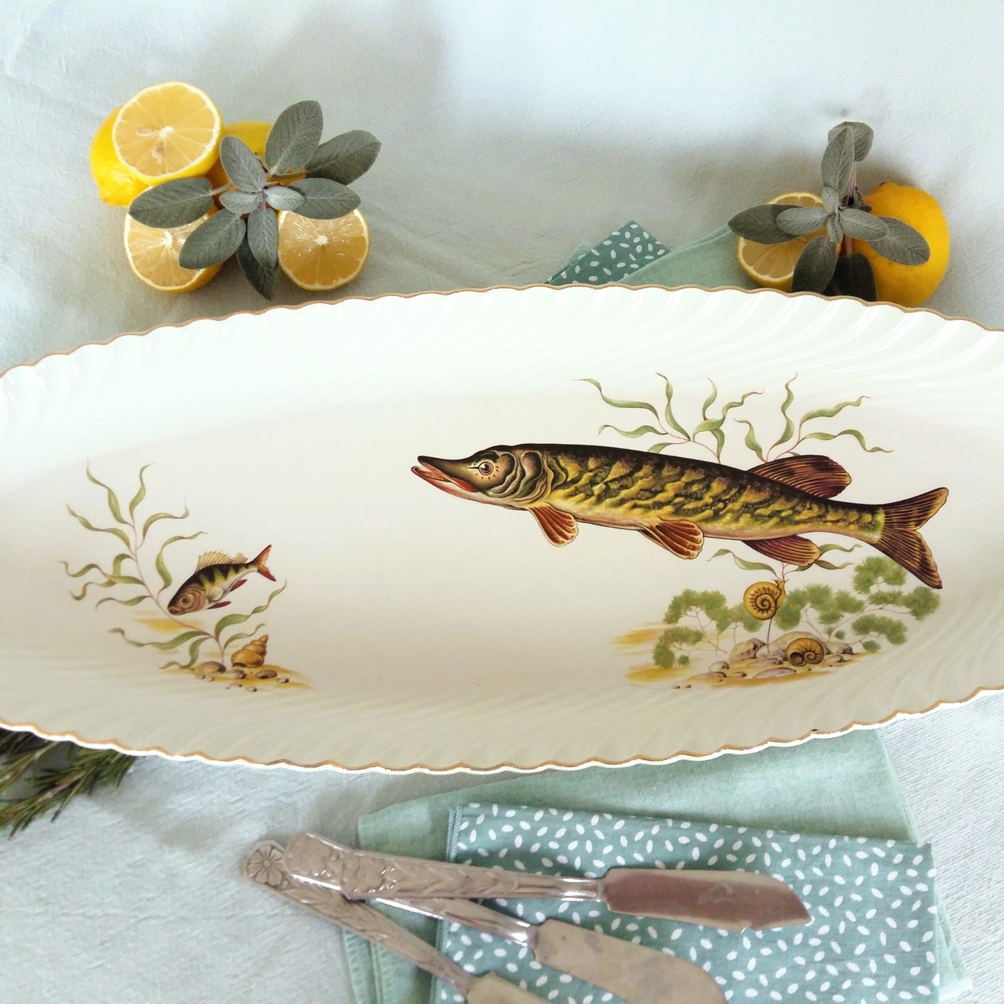 Extra Long 1950s Lunéville Fish Platter from Tiggy & Pip - Just €160! Shop now at Tiggy and Pip