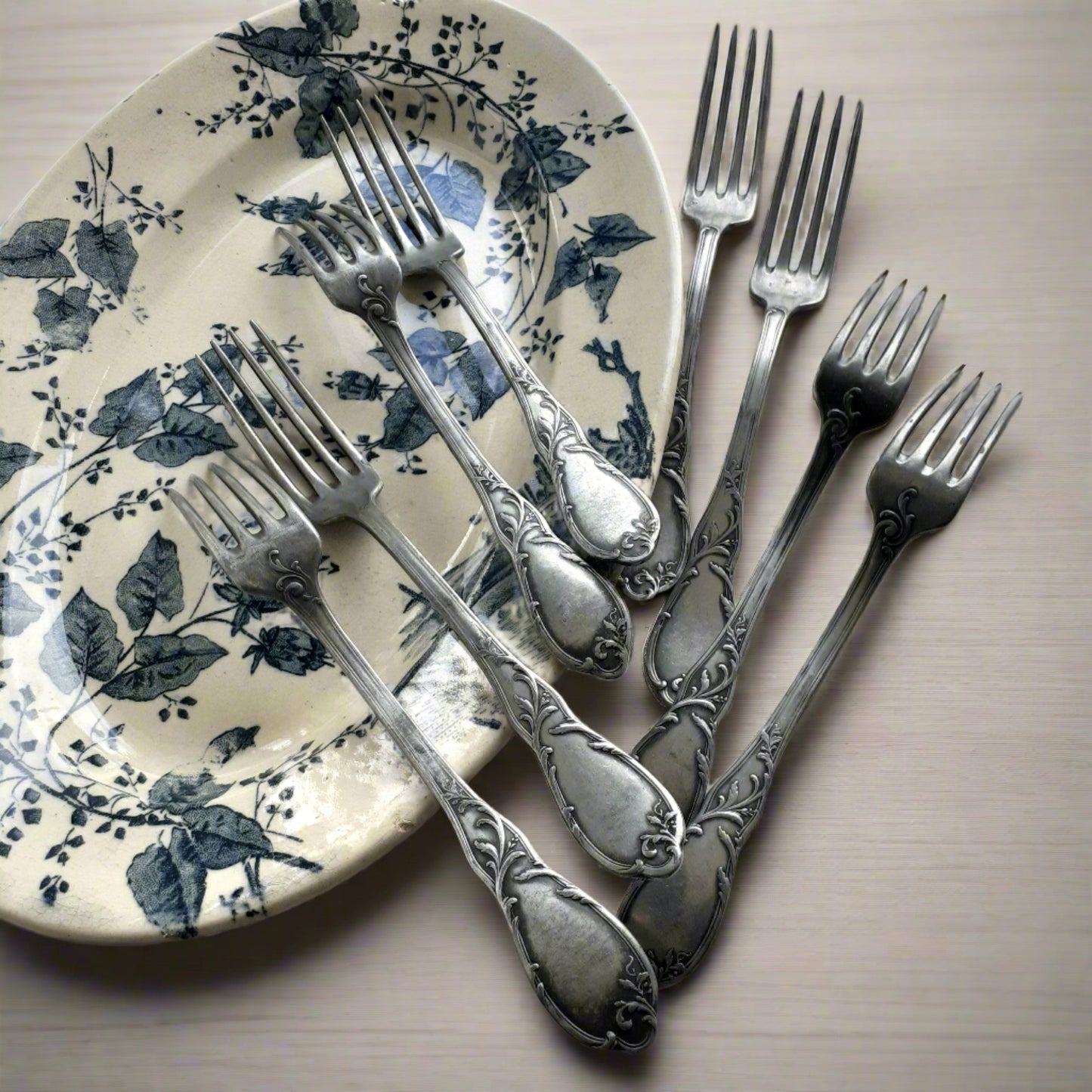 Set of 8 Antique Forks from Tiggy & Pip - Just €88! Shop now at Tiggy and Pip