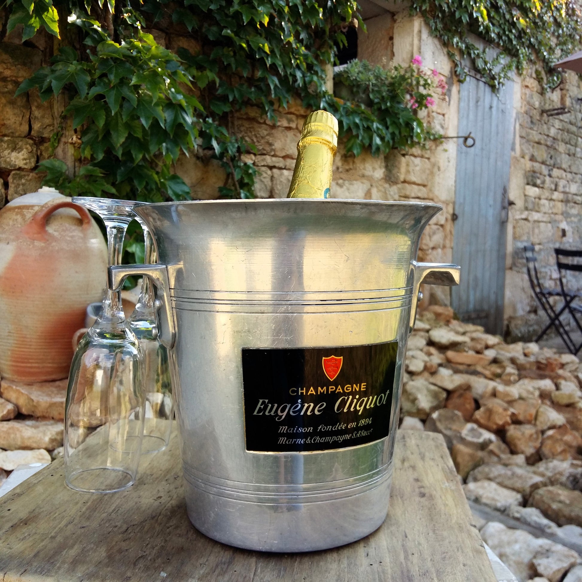 Vintage EUGENE CLIQUOT Champagne Ice Bucket from Tiggy and Pip - Just €59! Shop now at Tiggy and Pip