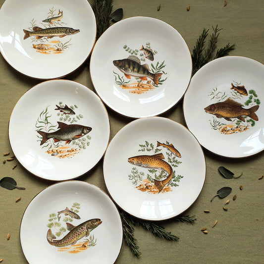 Set of six fish plates by GIEN, France from Tiggy and Pip - Just €174! Shop now at Tiggy and Pip