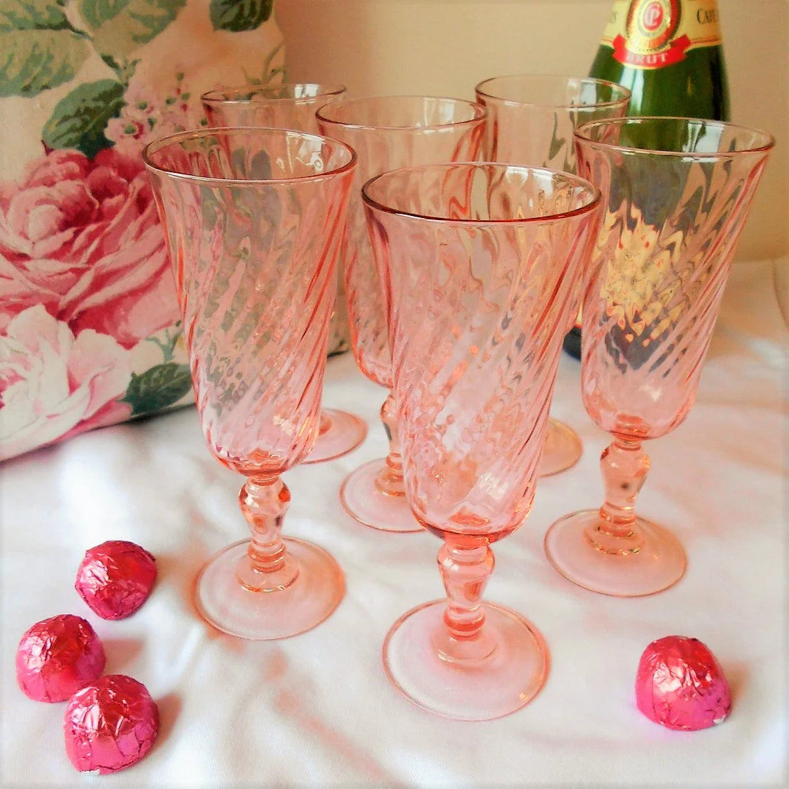 Six 1960s Vintage Pink Champagne Flutes from Tiggy & Pip - Just €120! Shop now at Tiggy and Pip