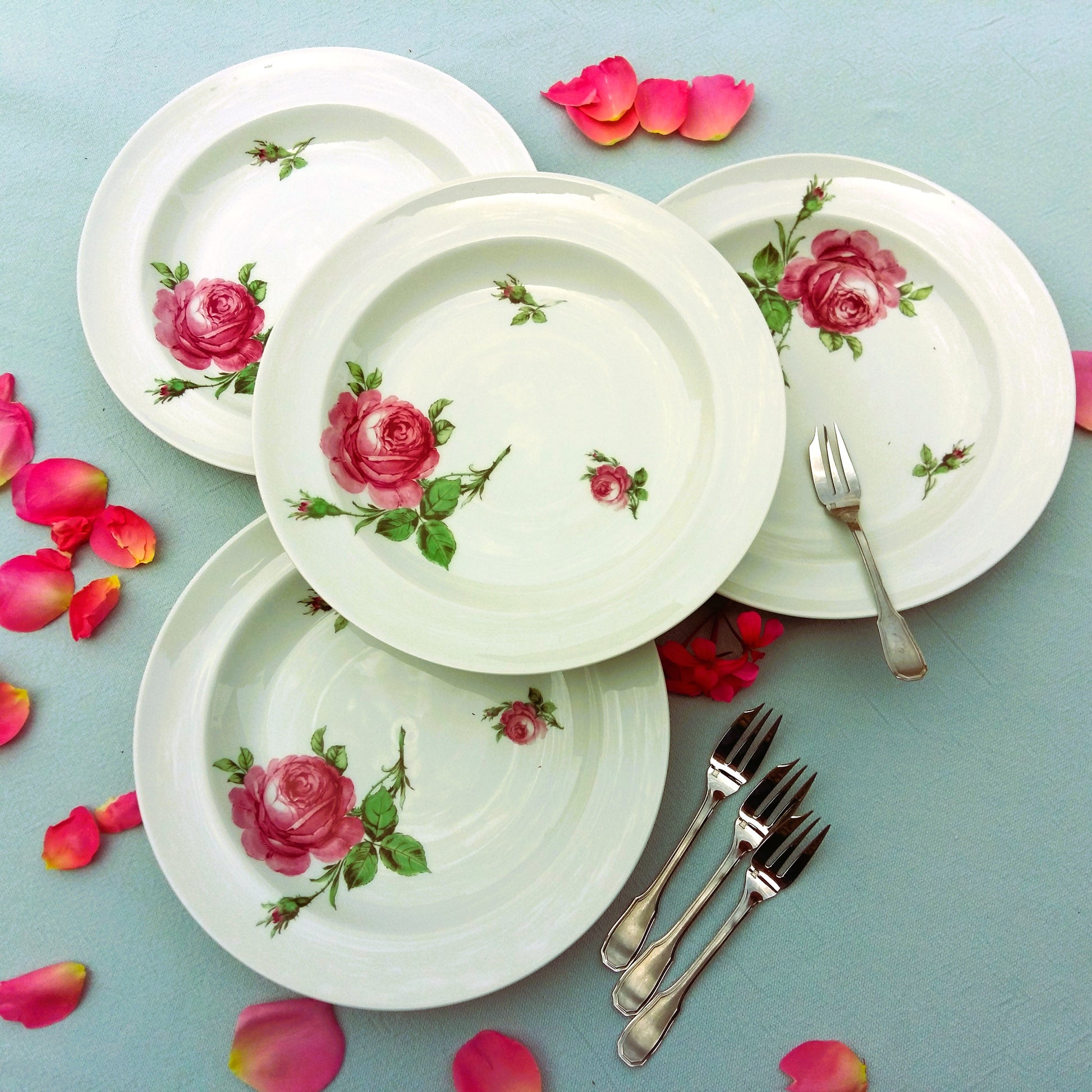 Four Vintage Limoges Floral Dinner Plates from Tiggy & Pip - Just €88! Shop now at Tiggy and Pip