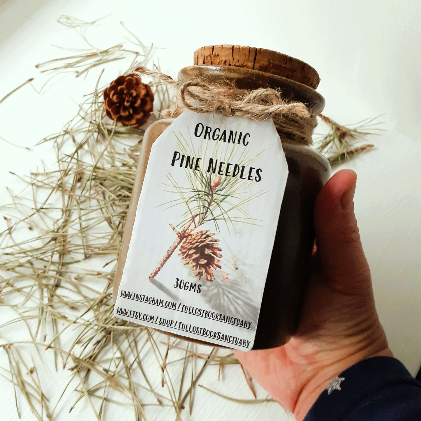 Large Jar of Organic Pine Needles from Tiggy & Pip - Just €48.50! Shop now at Tiggy and Pip