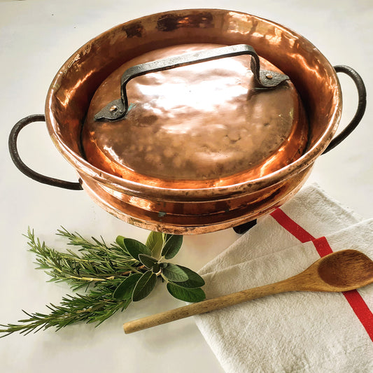 Early 19th Century Copper Tourtière/Pie Dish from Tiggy & Pip - Just €480! Shop now at Tiggy and Pip