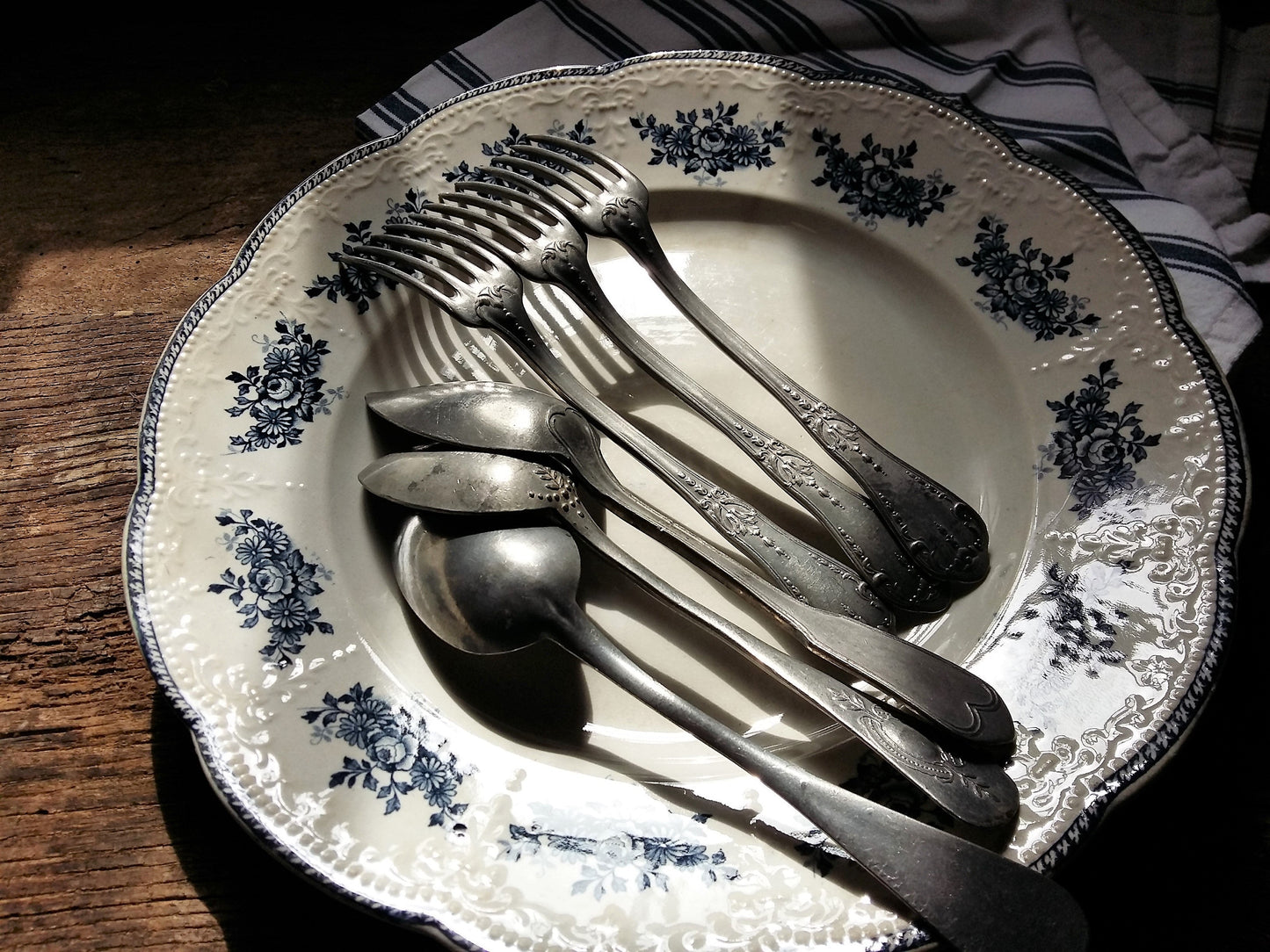 6 Antique Forks & Spoons. Ornate Metal Forks and Dessert Spoons. from Tiggy & Pip - Just €56! Shop now at Tiggy and Pip