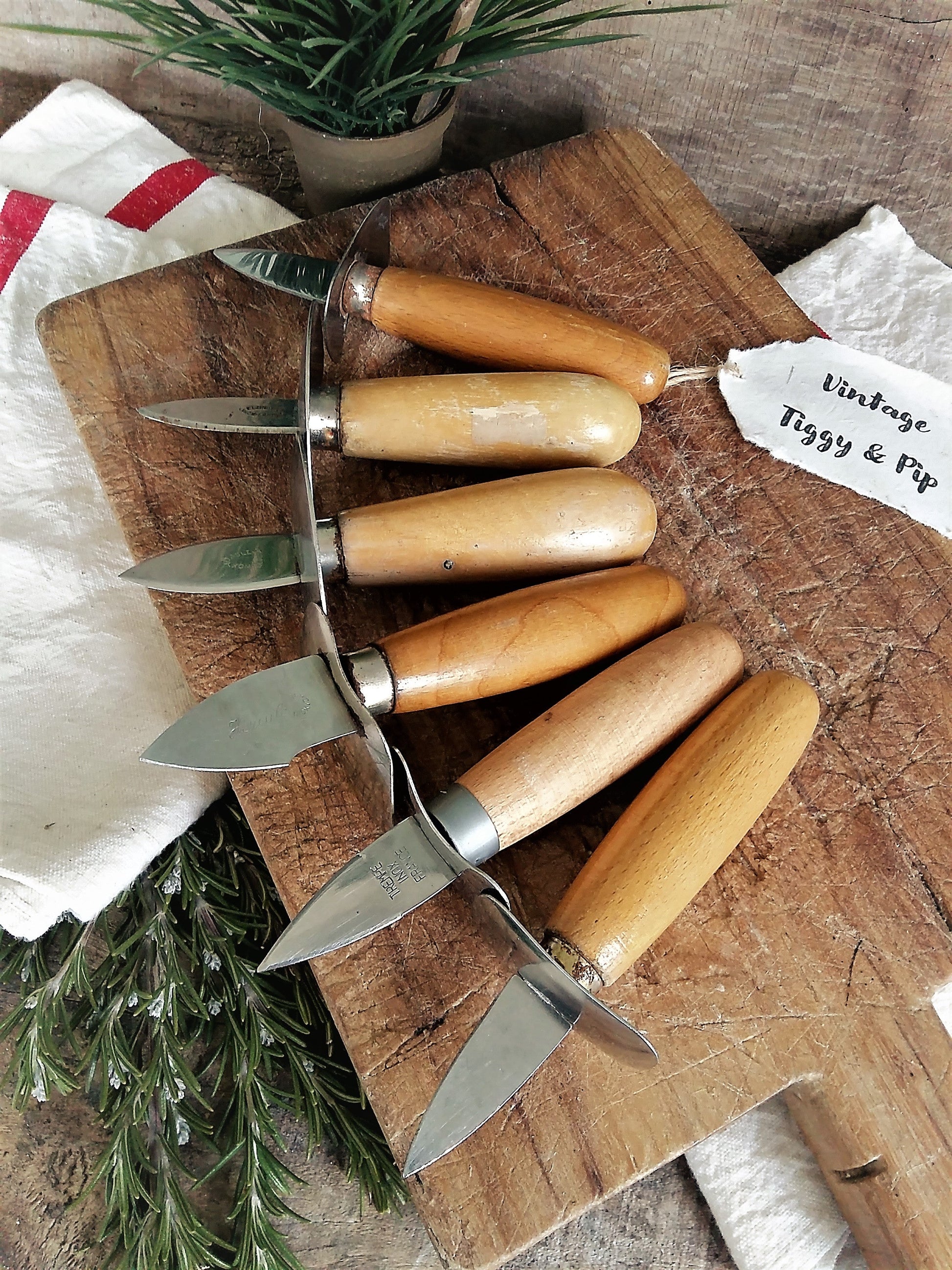 Six couteaux à écailler les huîtres vintage. – Tiggy and Pip